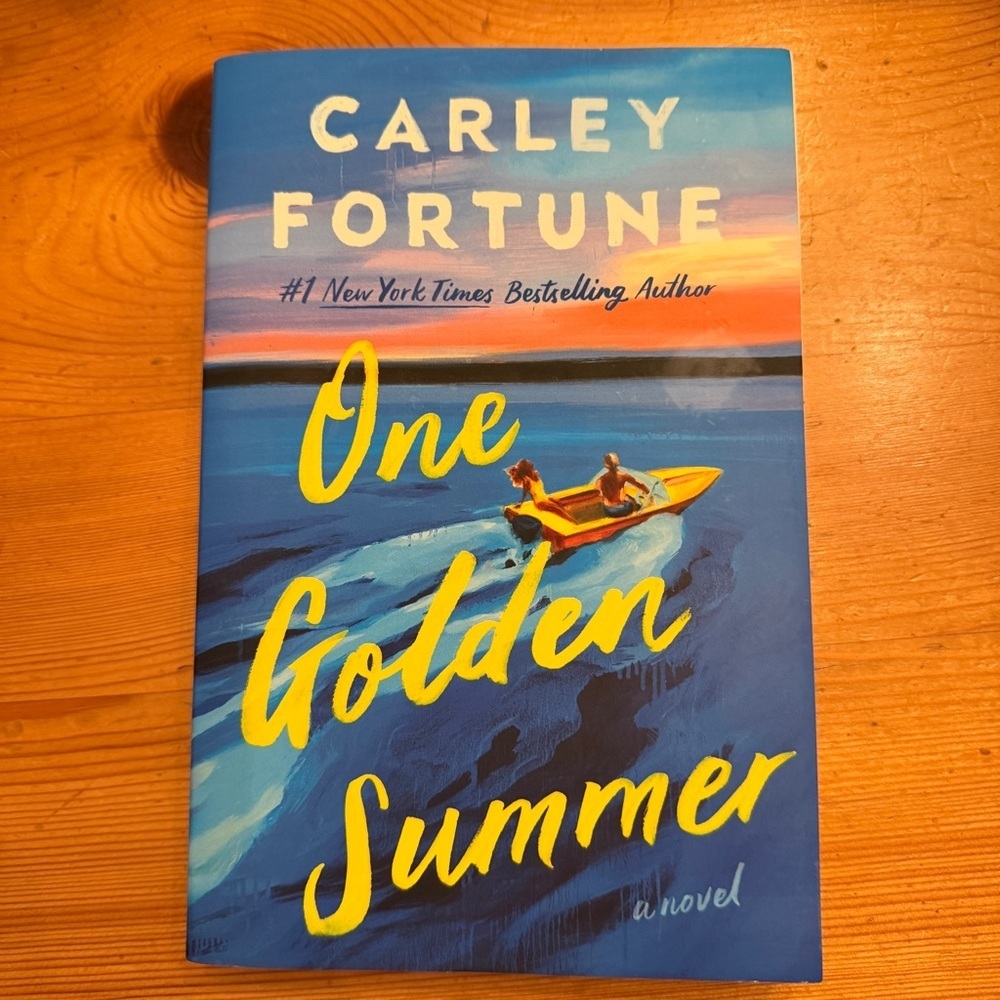 CARLEY FORTUNE
#1 New York Times Bestselling Author
One Golden Summer
